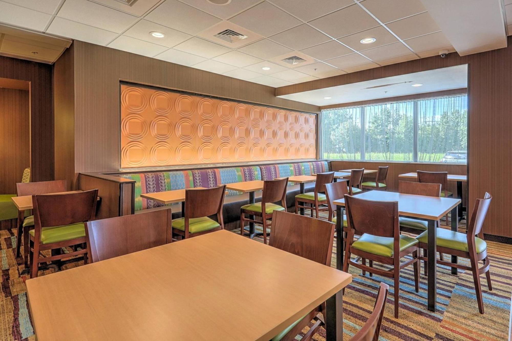 Fairfield Inn & Suites By Marriott Greenville Exterior photo